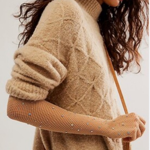 Free People Accessories - Free people high heel jungle glitter net gloves “black “ new in package